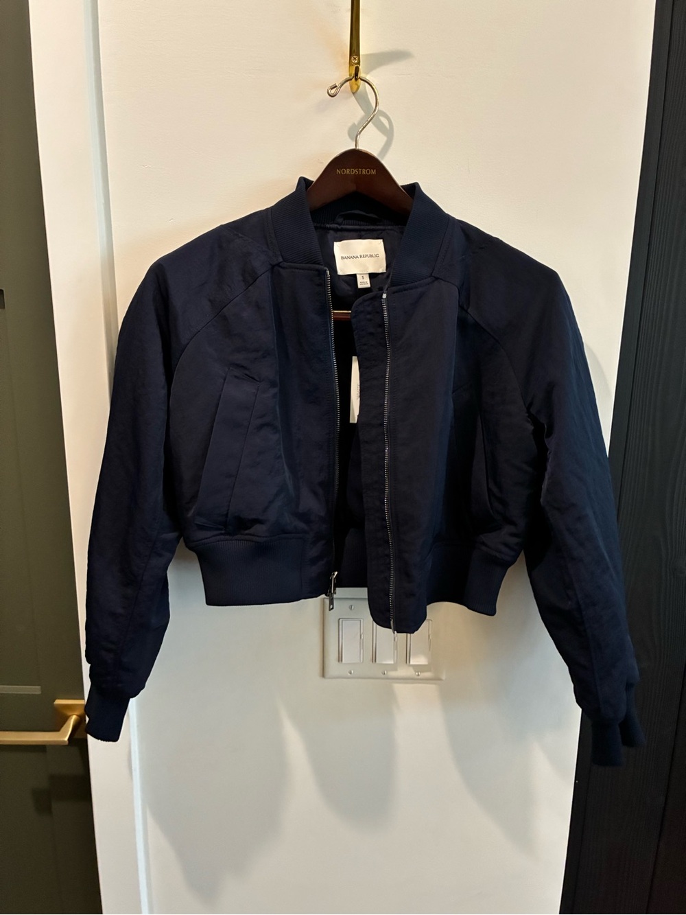 NWT• Banana Republic • Re-Issue 90s style cropped Navy Bomber Jacket
